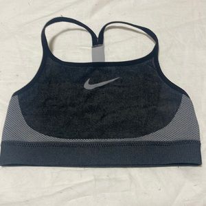 Nike Dri-FIT Indy Logo Low-Impact Sports Bra